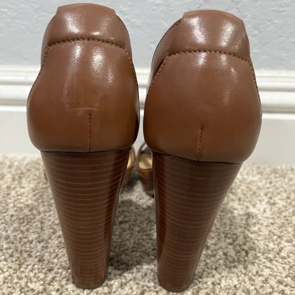 Michael Kors Women's Berkley T-Strap Platform Dress Sandals - Picture 7 of 10